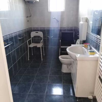 Dom Za Stare Beograd Vila Višnjica Kupatilo